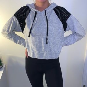 Cropped Workout Hoodie